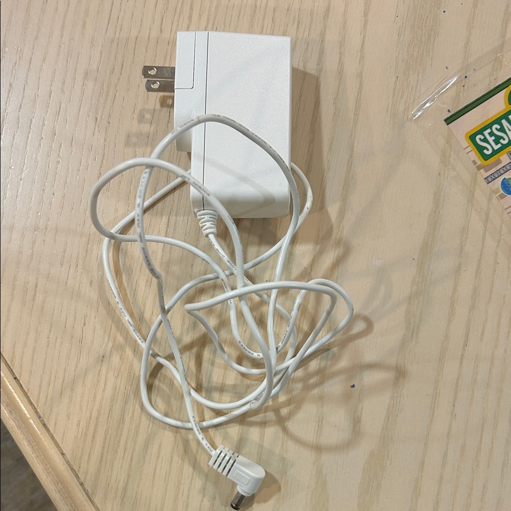 Spectra S1 plus charging cable